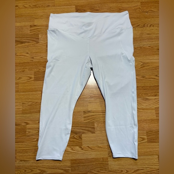 White leggings 7/8 length crossover front high waisted 4X - Picture 1 of 5